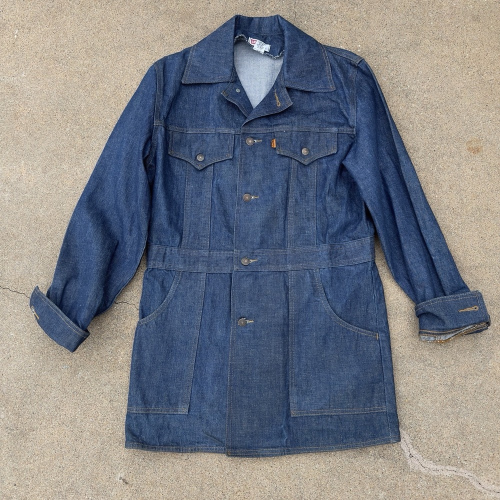 VTG Levi's 70's Chore Jacket‎ Dark Wash Blue Denim Orange Tab Coat Cowboy Size M